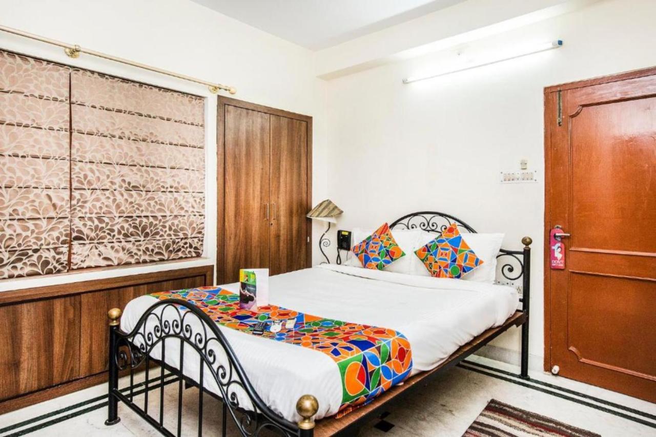 Hotel Ullash Residency Salt Lake Kolkata - Fully-Air-Conditioned-Hotel Spacious-Room With-Parking-Facility Salt Lake City Εξωτερικό φωτογραφία